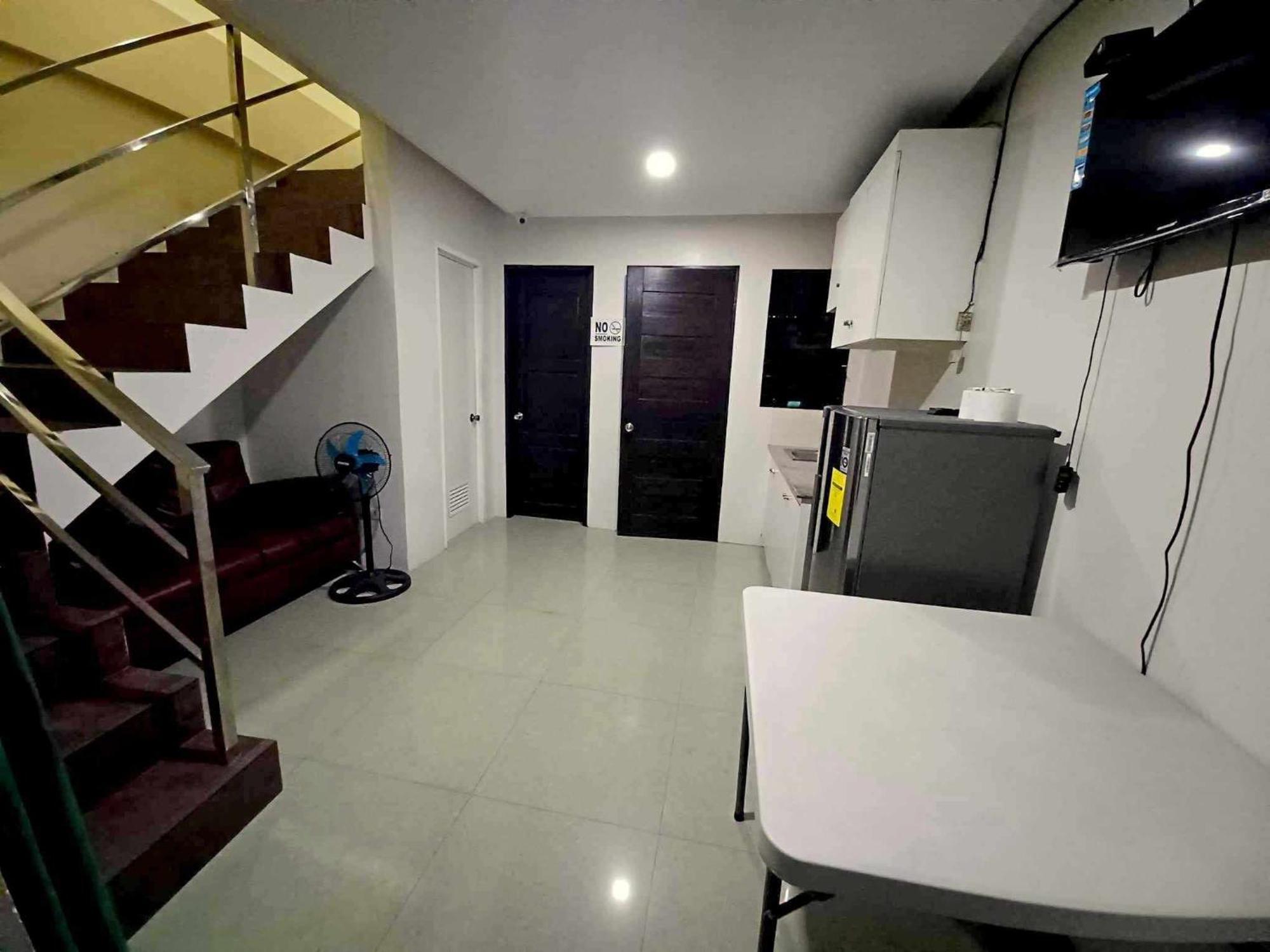 2020 Travelers Inn Dumaguete City Exterior foto